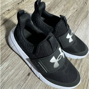 Under Armour Shoes. 4Y